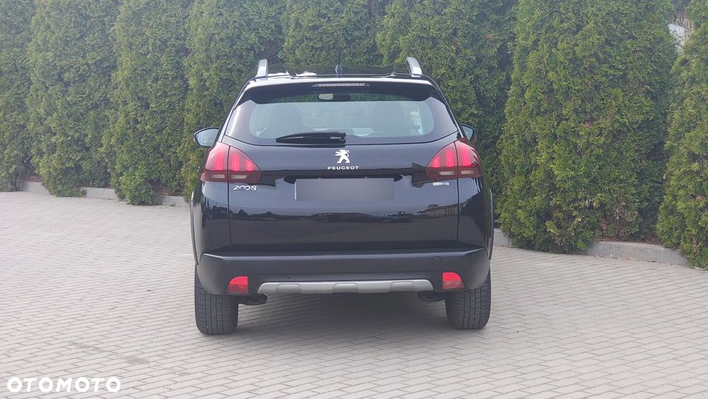 Peugeot 2008 1.6 BlueHDi Allure S&S - 8