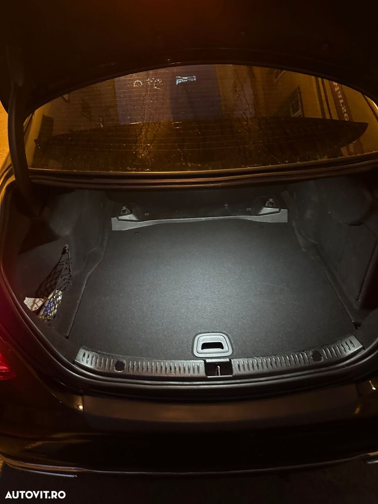 Mercedes-Benz E 200 d 9G-TRONIC - 13