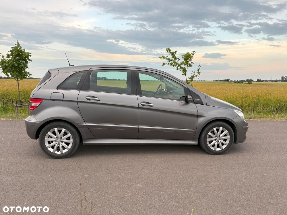 Mercedes-Benz Klasa B 200 Special Edition - 8