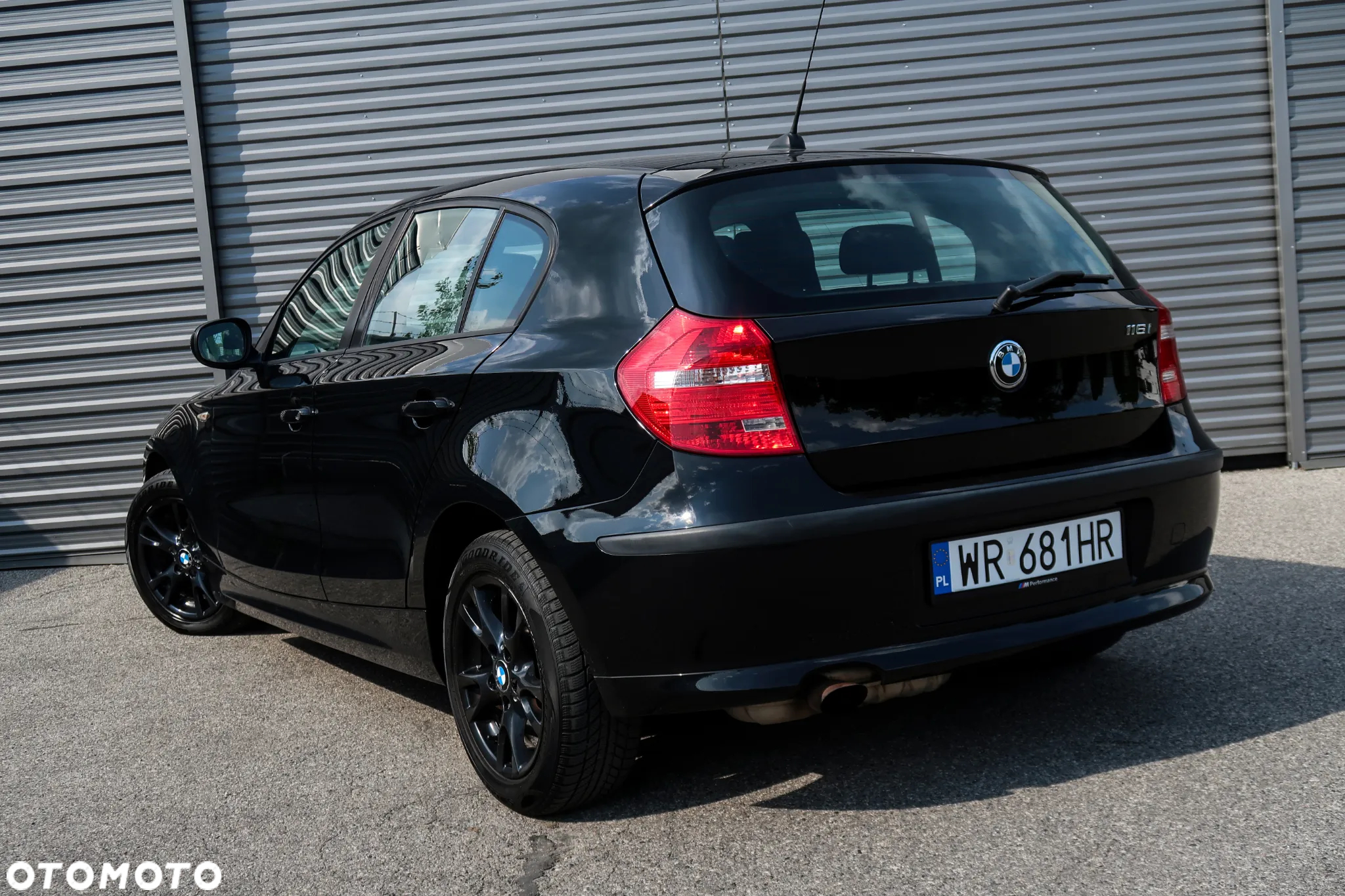 BMW Seria 1 116i - 10