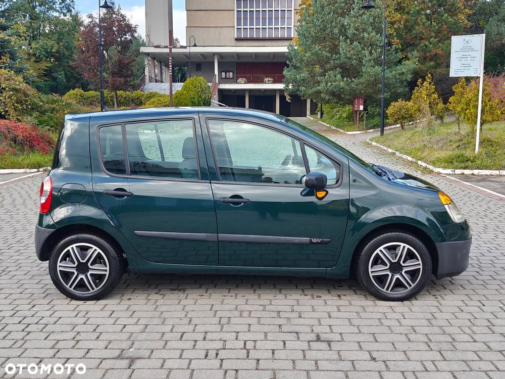 Renault Modus 1.2 16V Alize - 9