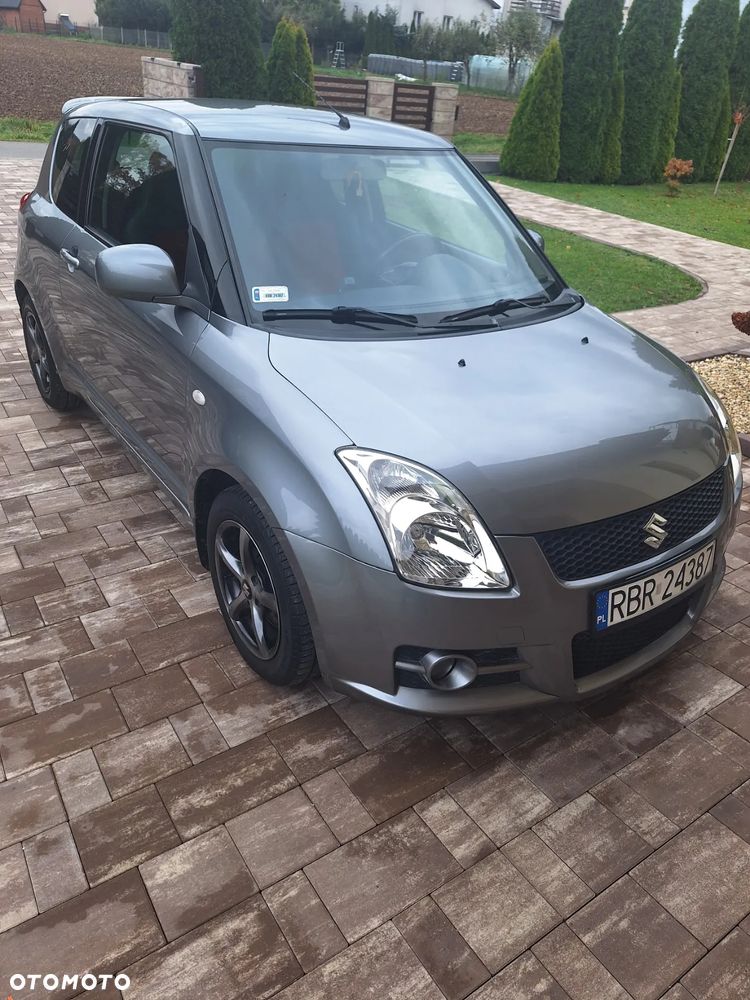 Suzuki Swift 1.6 Sport - 1