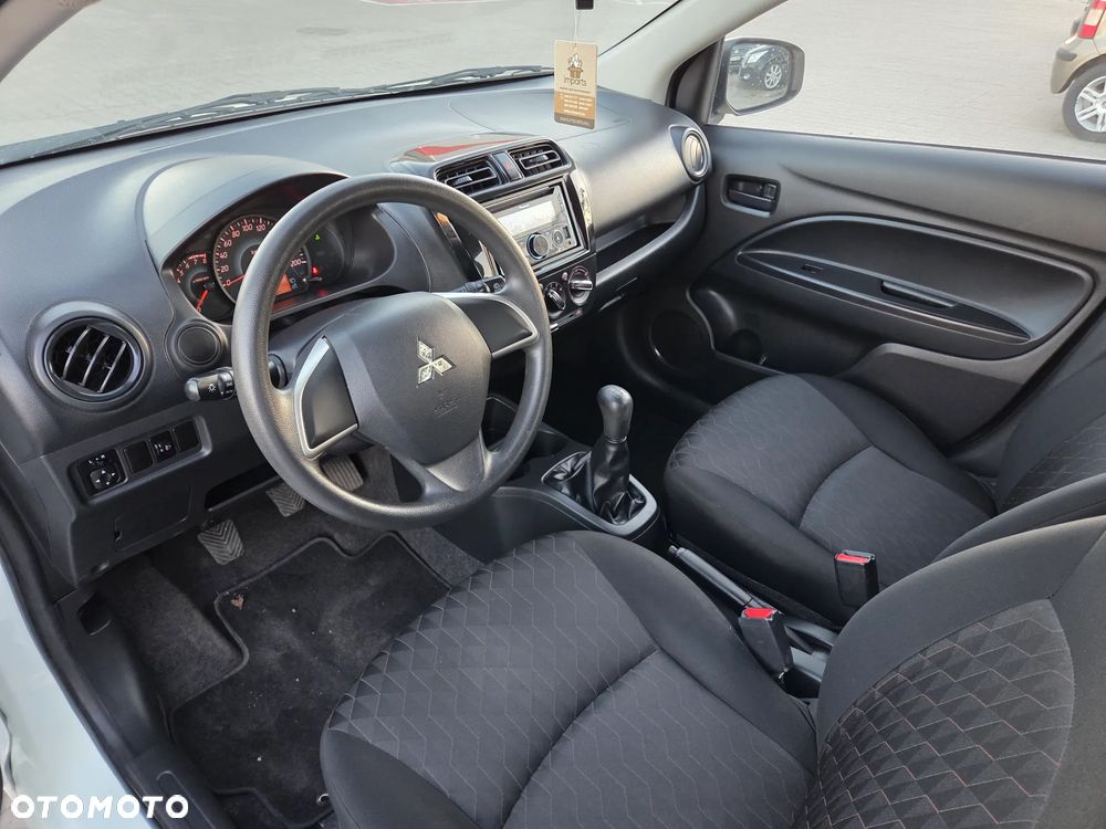 Mitsubishi Space Star 1.0 - 10