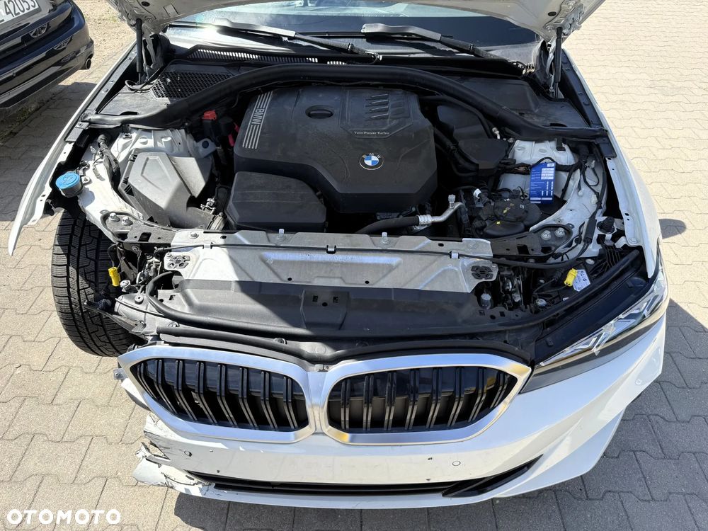 BMW Seria 3 318i Advantage sport - 9