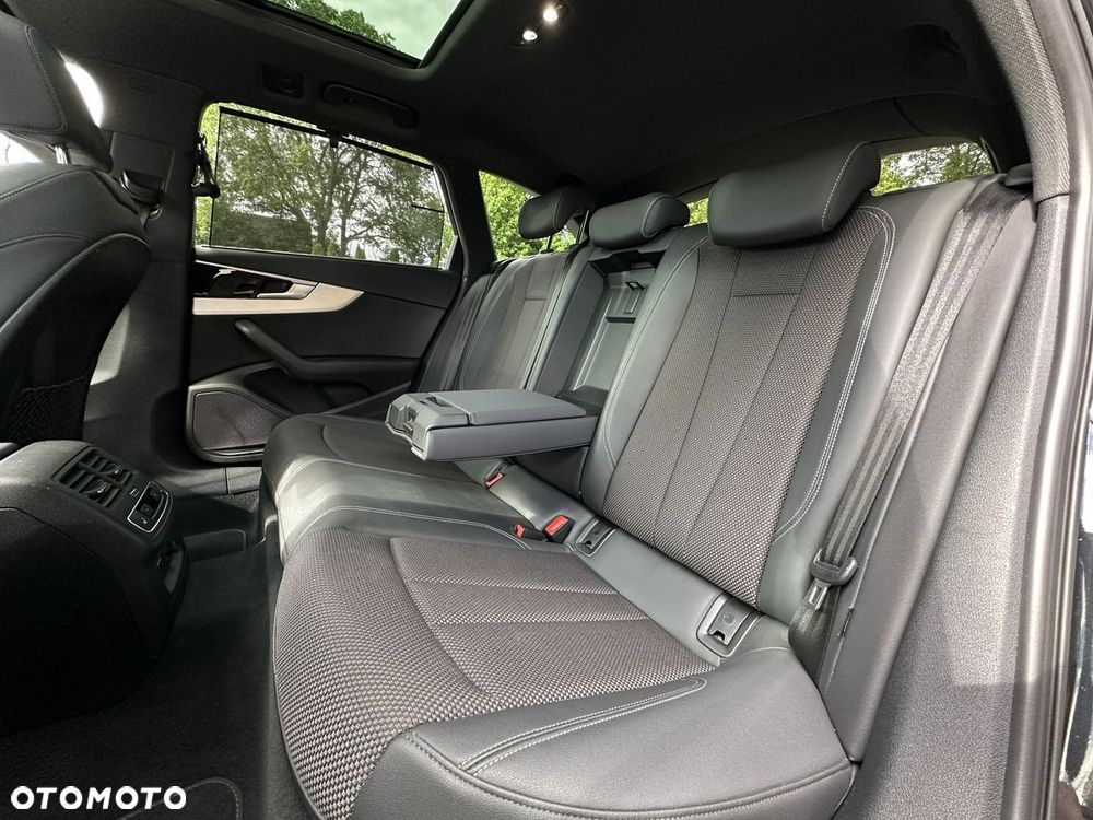 Audi A4 Avant - 11