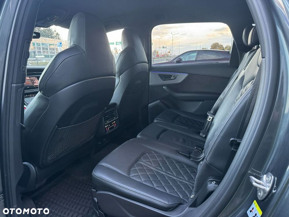 Audi SQ7 TFSI Quattro Tiptronic - 19