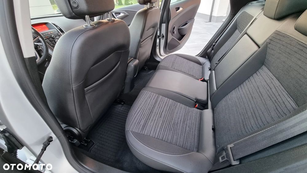 Opel Astra 1.4 T Cosmo - 16