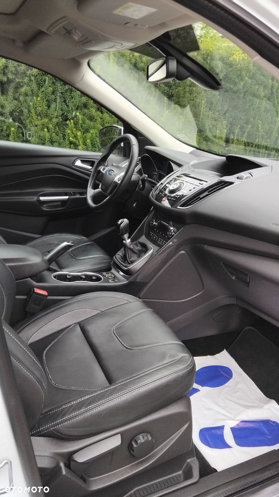 Ford Kuga 2.0 TDCi 4WD Titanium - 17