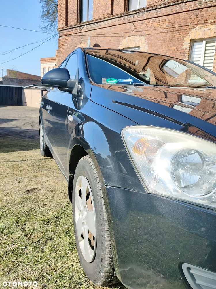 Kia Ceed 1.4 Comfort - 14