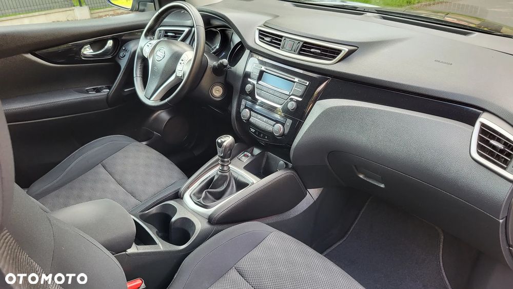 Nissan Qashqai 1.2 DIG-T N-Connecta - 6