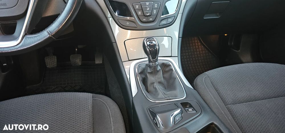 Opel Insignia 2.0 CDTI ECOTEC Start/Stop Edition - 10