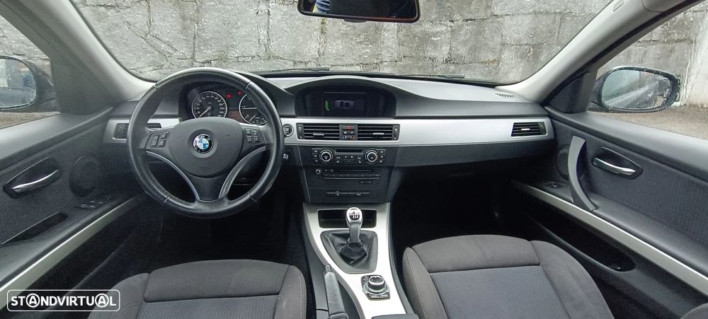 BMW 320 d Sport - 20