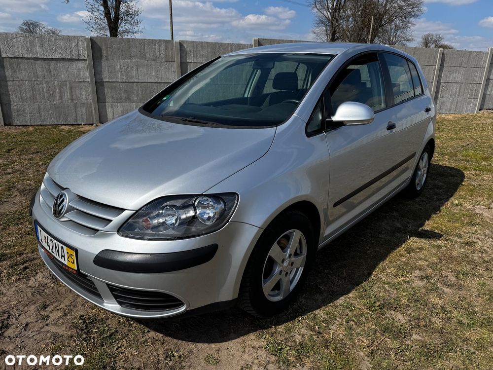 Volkswagen Golf Plus - 13