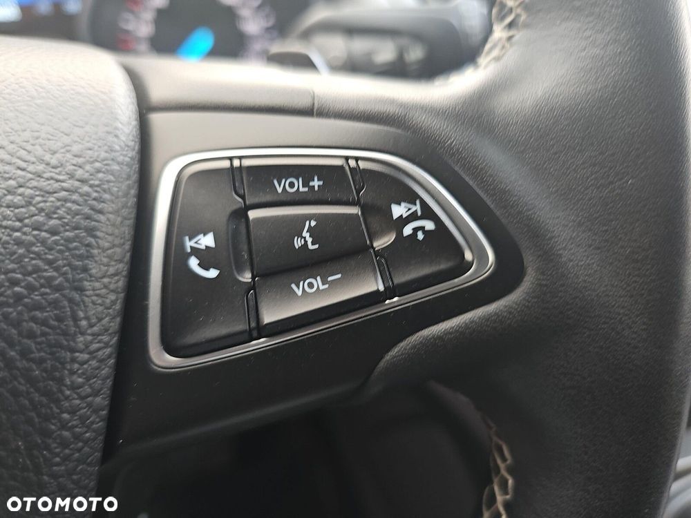 Ford Kuga Vignale 2.0 TDCi AWD - 19