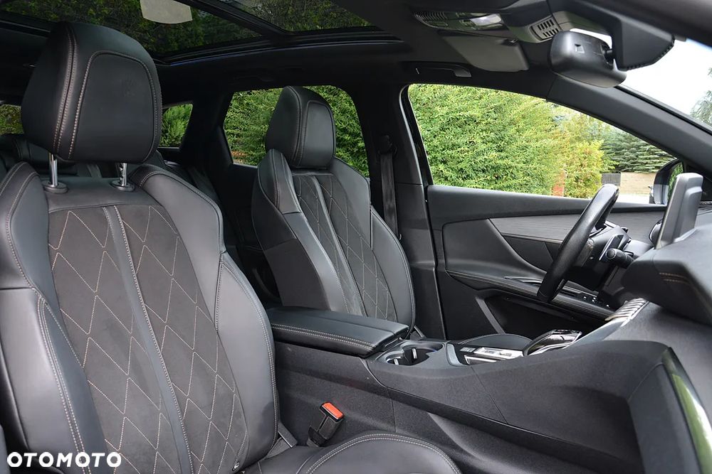 Peugeot 3008 2.0 BlueHDi GT S&S EAT8 - 28