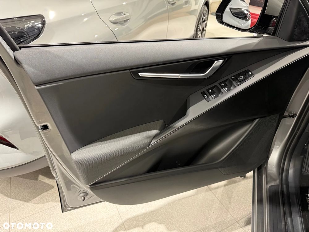 Kia Niro 1.6 GDI Hybrid L - 7