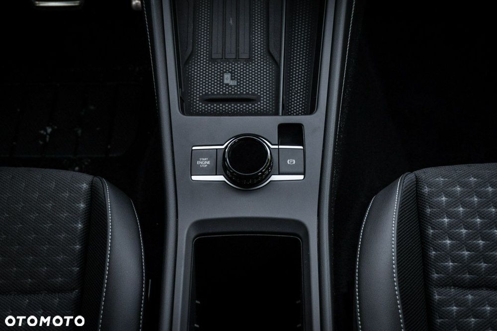 Volkswagen T-Roc - 23