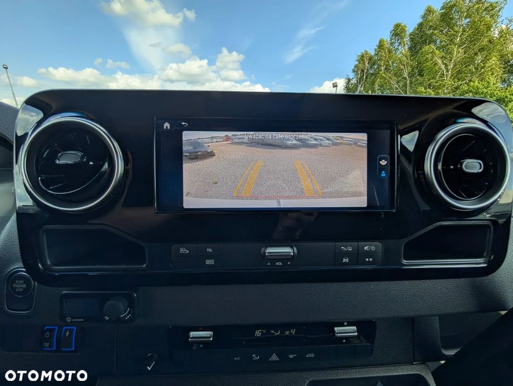 Mercedes-Benz Sprinter 517 - 17