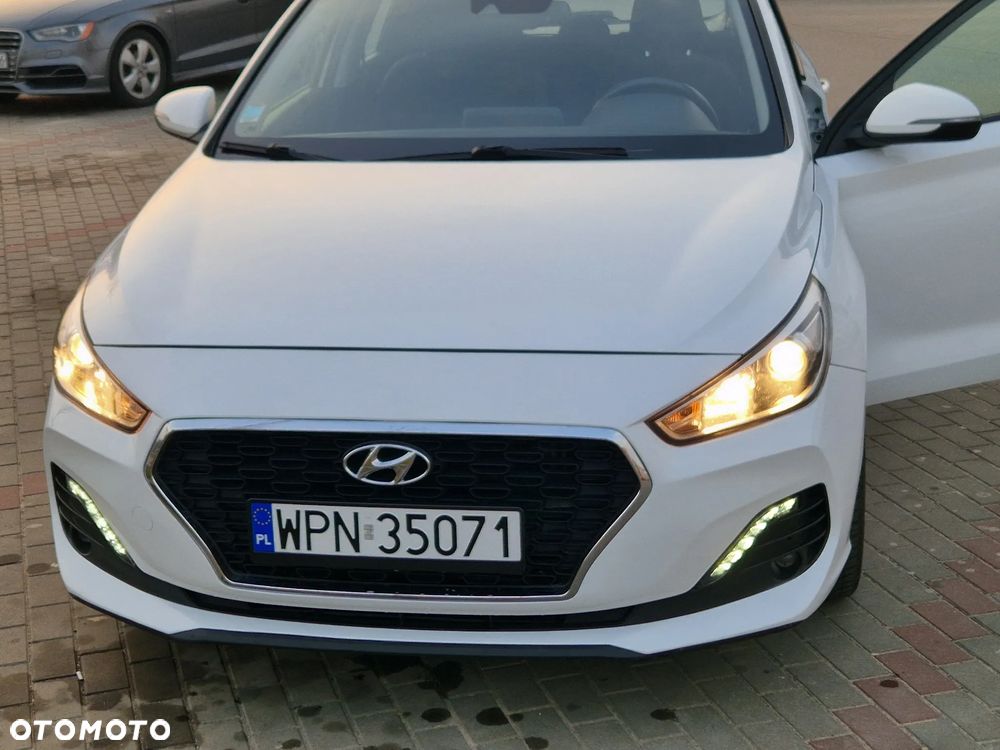 Hyundai i30 1.6 CRDI DCT EDITION 30 - 16