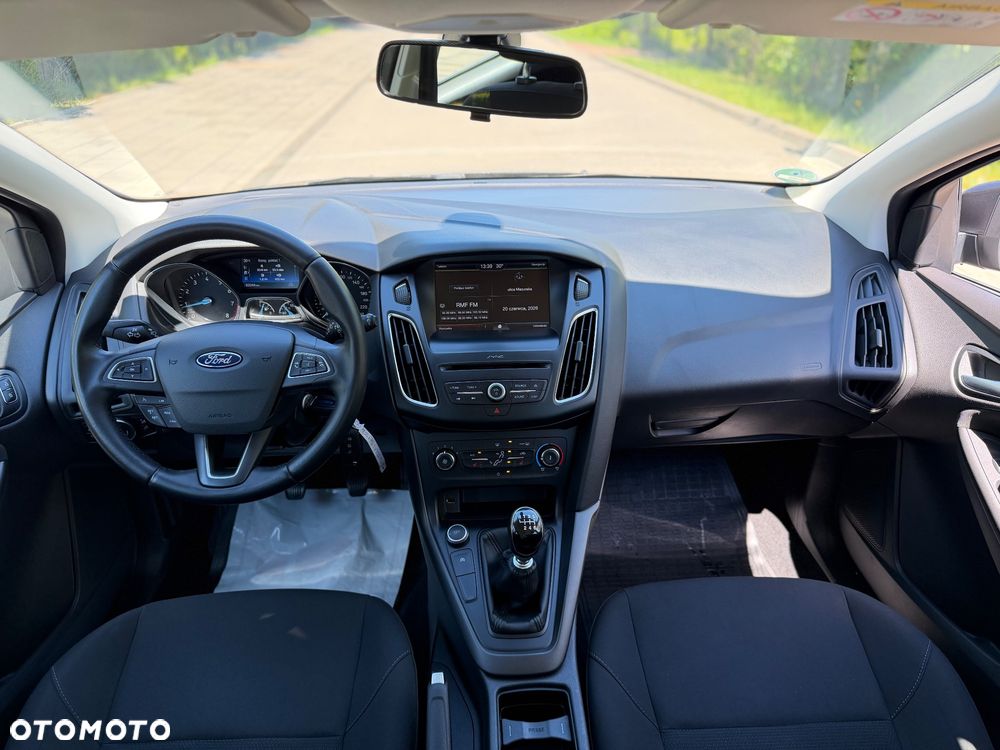 Ford Focus 1.0 EcoBoost Edition - 25