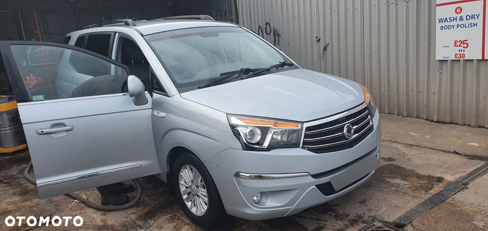 SsangYong/KGM Rodius - 2