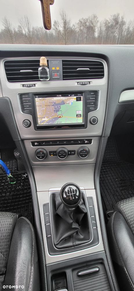 Volkswagen Golf 1.6 TDI BlueMotion Comfortline - 7