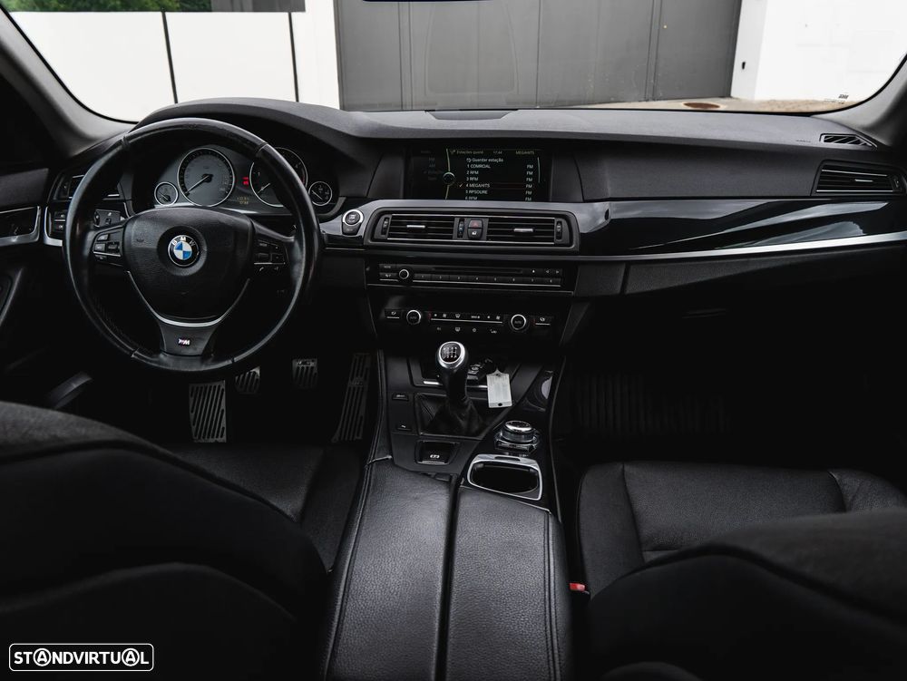 BMW 520 d Pack M - 24
