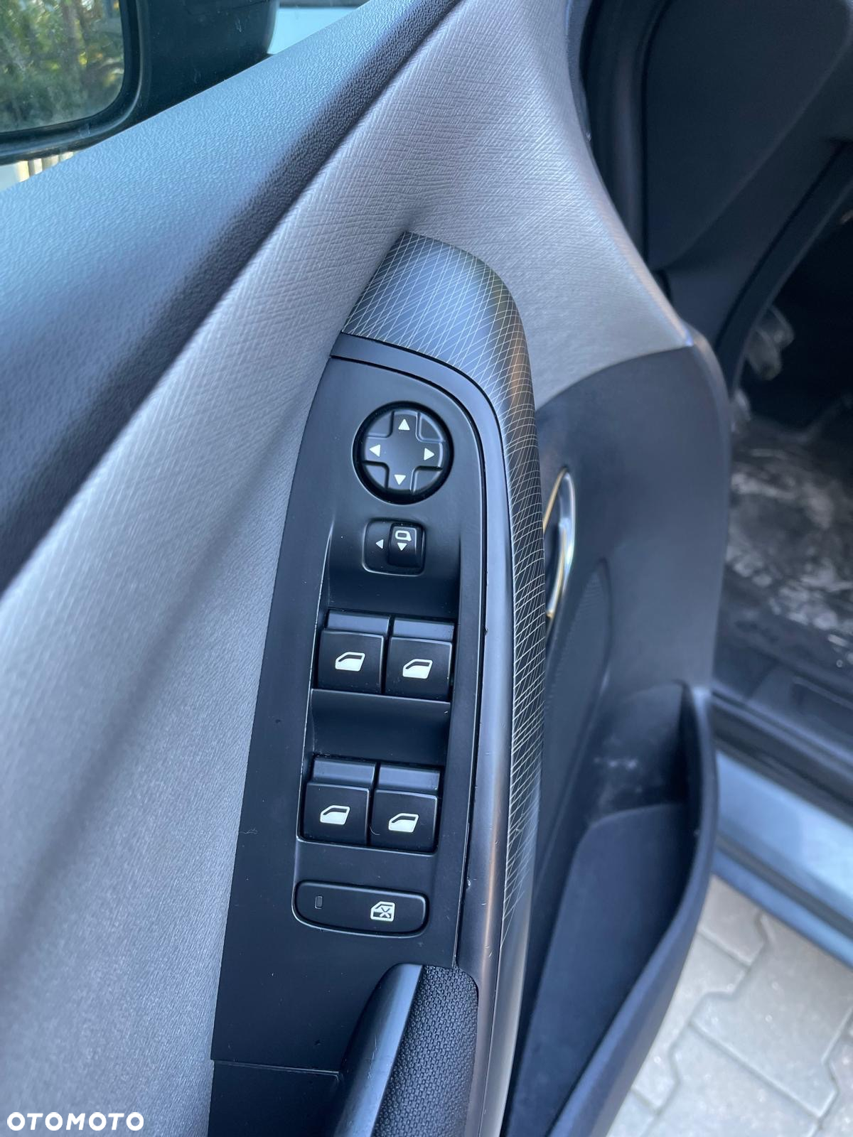 Citroën C4 Grand Picasso e-HDi 115 Exclusive - 28