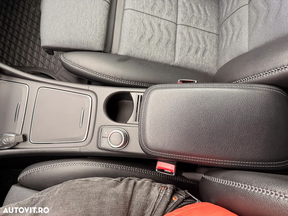 Mercedes-Benz GLA 220 4MATIC - 19