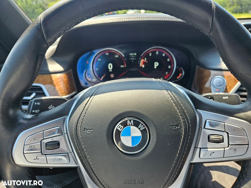 BMW Seria 7 740Li xDrive - 19