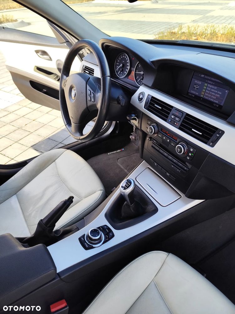 BMW Seria 3 - 23