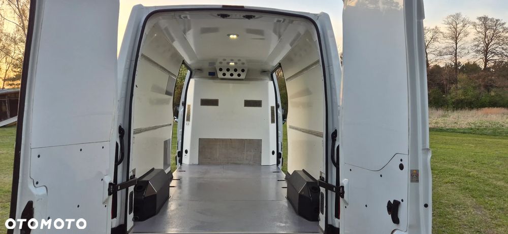 Opel Movano - 27