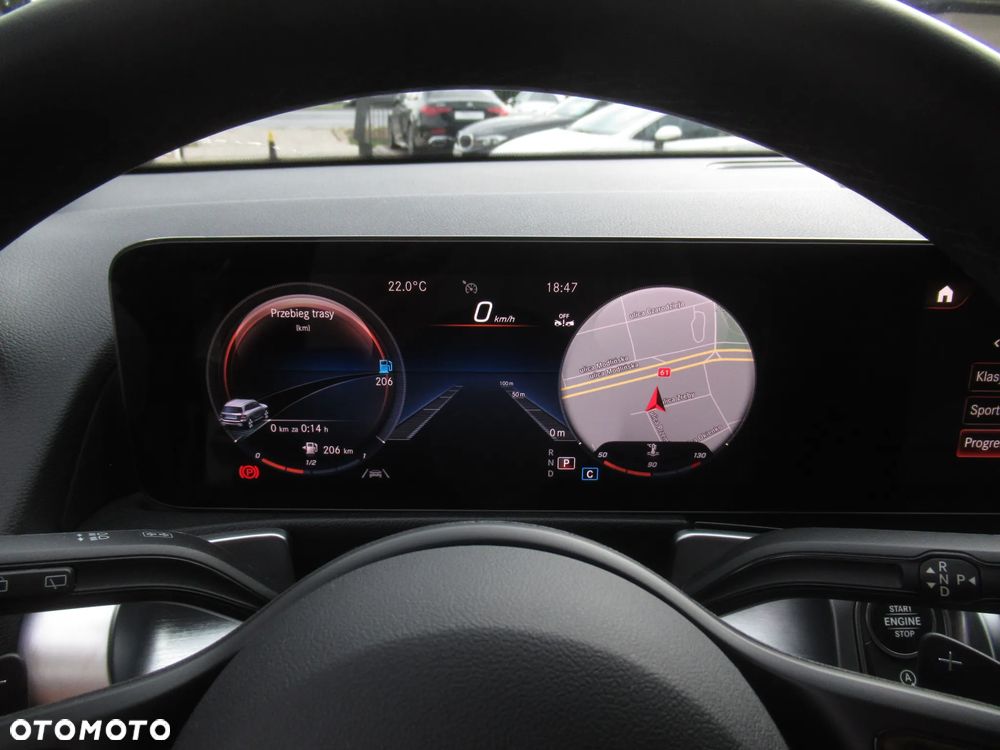 Mercedes-Benz GLB 200 7G-DCT - 33