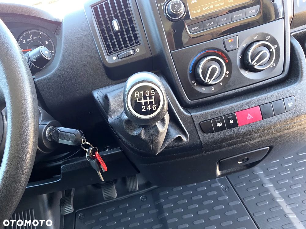 Peugeot BOXER 2,2 HDI 140 KONNY KONTENER 4,3M WINDA KLIMA WEBASTO LEDY GWARANCJA - 23