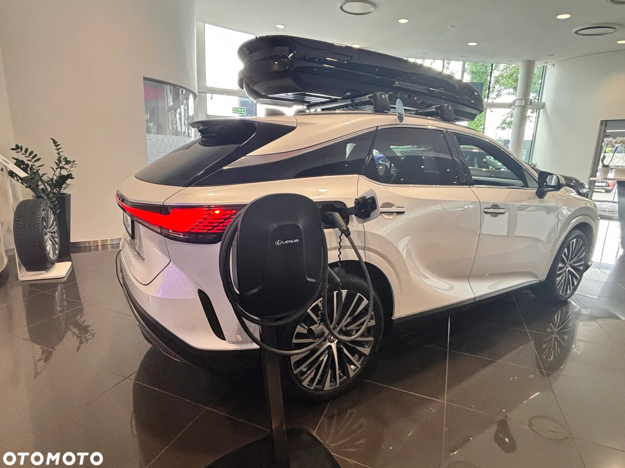 Lexus RX - 2