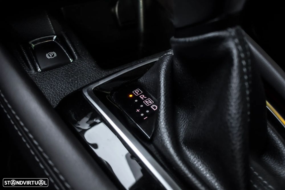 Nissan Qashqai 1.6 dCi Tekna Xtronic - 16