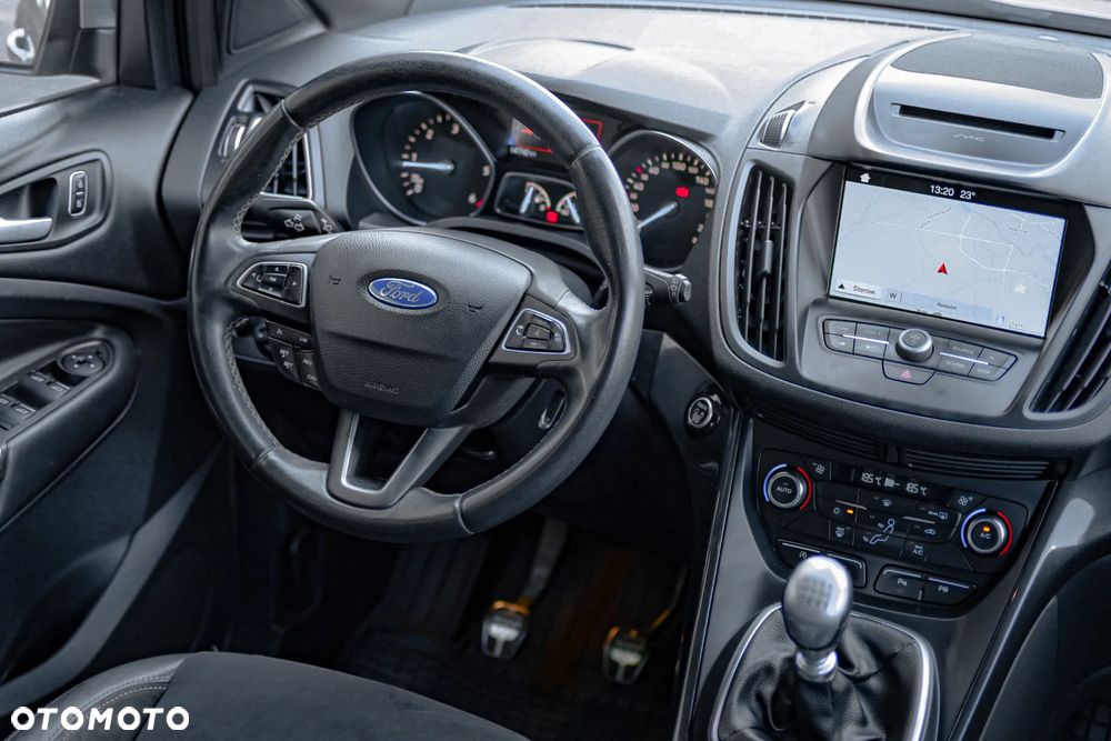 Ford Kuga 1.5 TDCi FWD ST-Line - 6