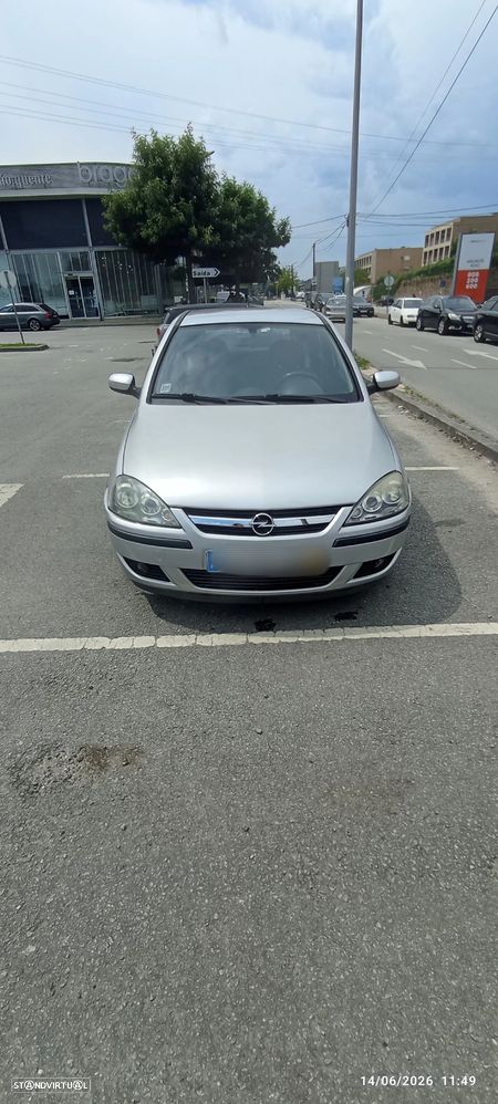 Opel Corsa 1.2 16V Enjoy - 1