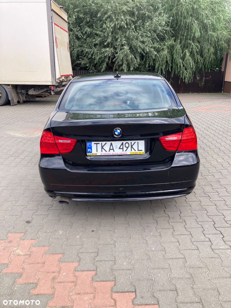 BMW Seria 3 318d DPF - 2