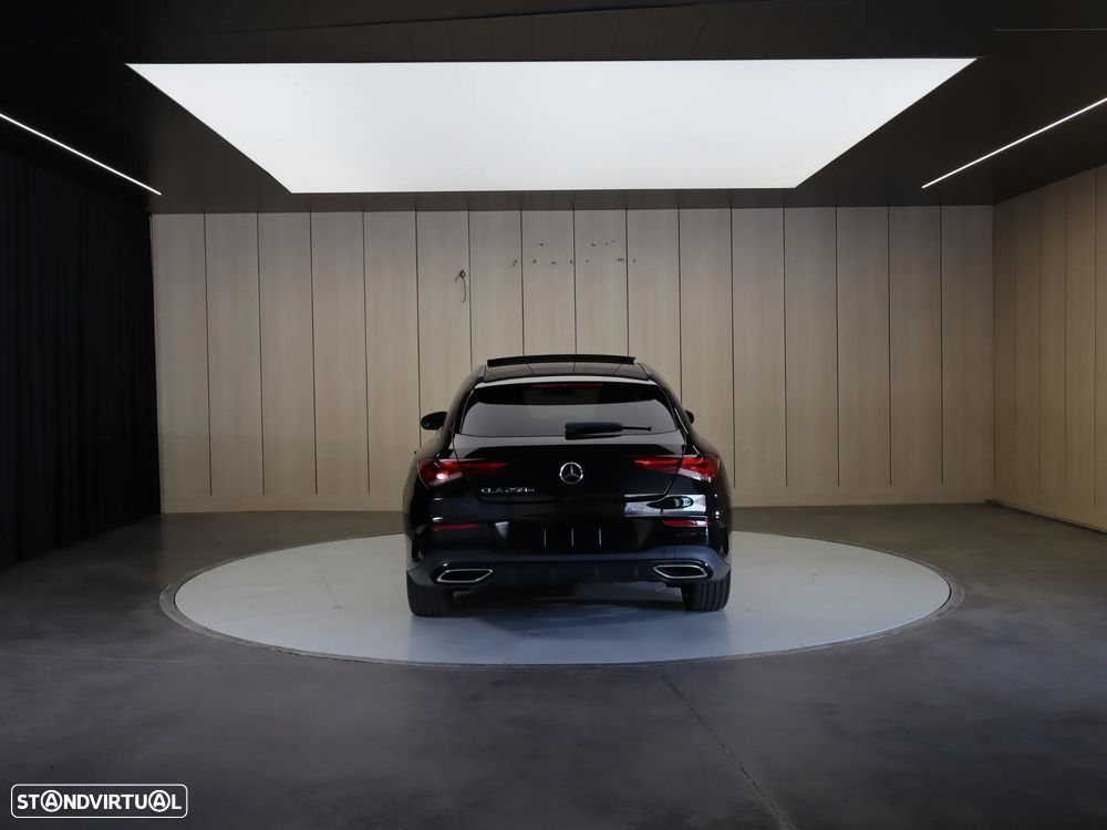 Mercedes-Benz CLA 250 e Shooting Brake AMG Line — fotografia 4