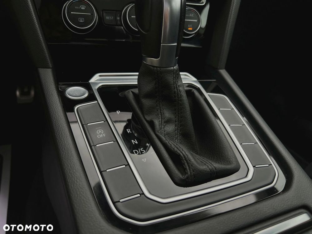 Volkswagen Arteon 2.0 TDI SCR DSG Elegance - 33