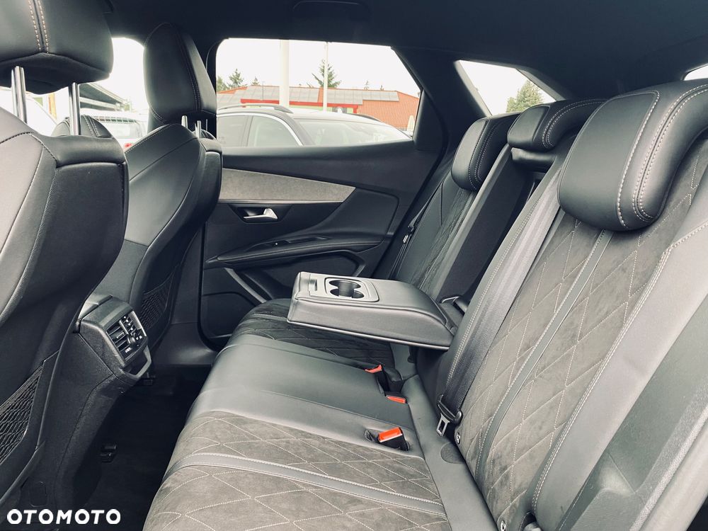 Peugeot 3008 2.0 BlueHDi GT S&S EAT8 - 29
