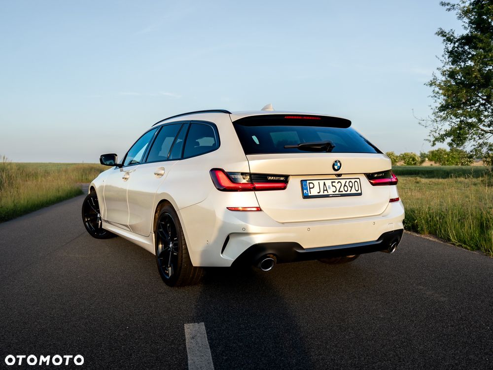 BMW Seria 3 320d xDrive mHEV M Sport sport - 15