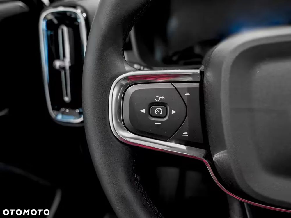 Volvo XC 40 B4 B AWD DKG RDesign - 13