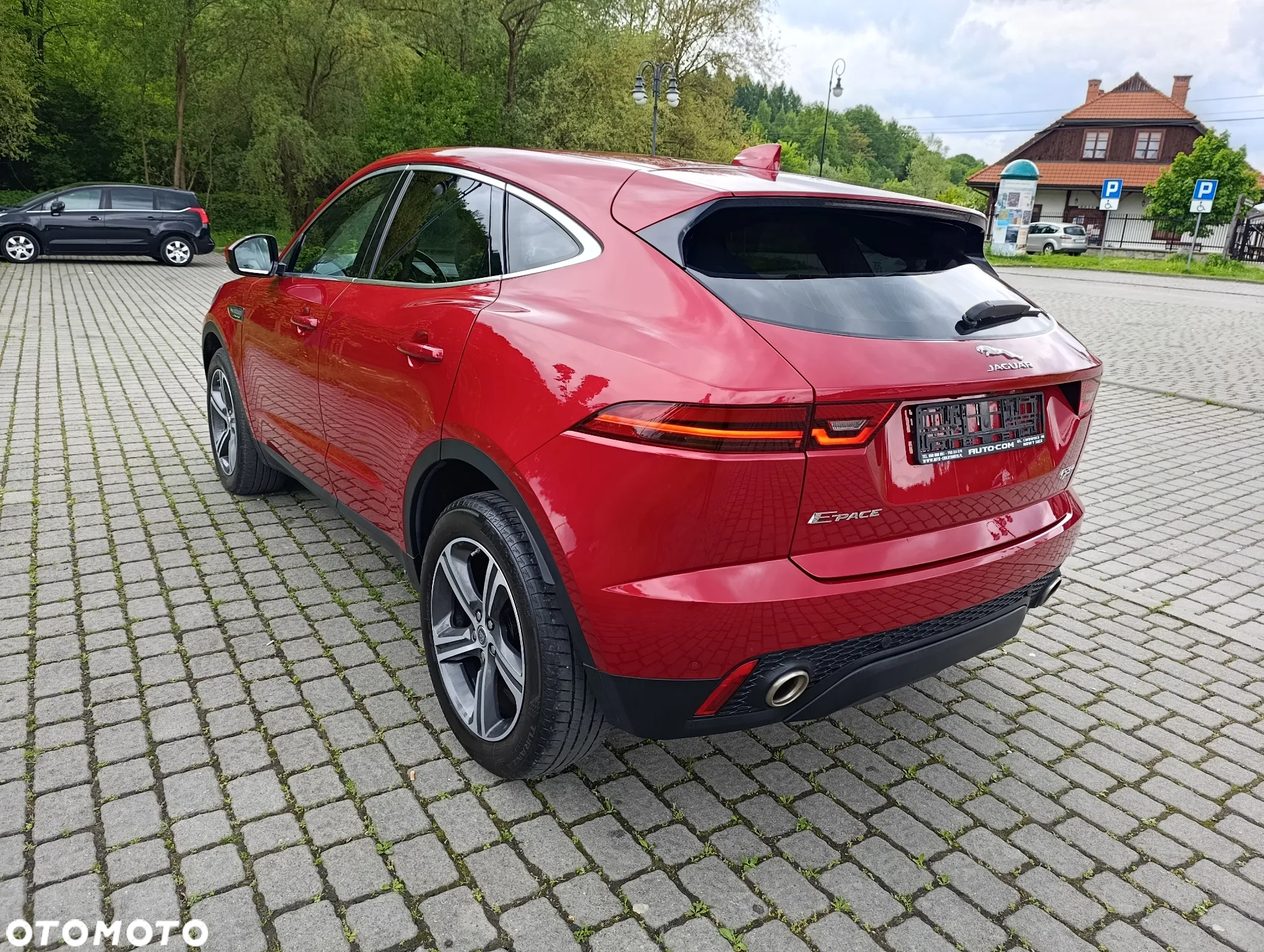 Jaguar E-Pace 2.0 i4P AWD R-Dynamic - 10