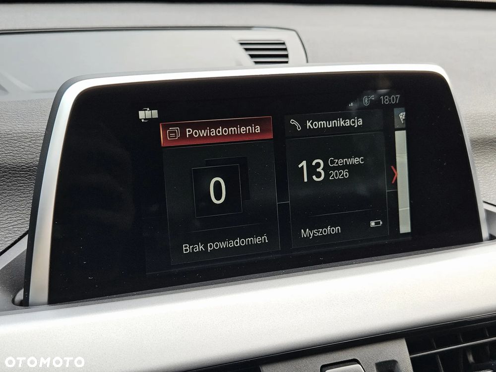 BMW X1 sDrive18i Advantage - 22
