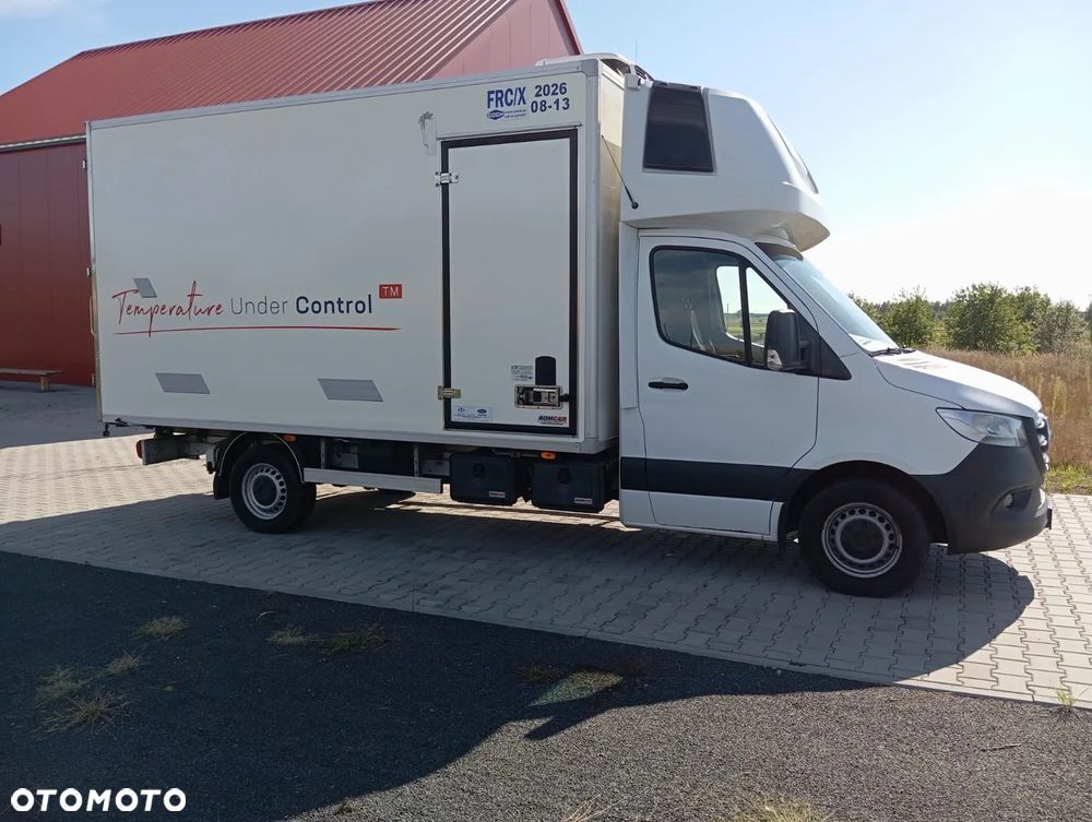 Mercedes-Benz Sprinter - 15