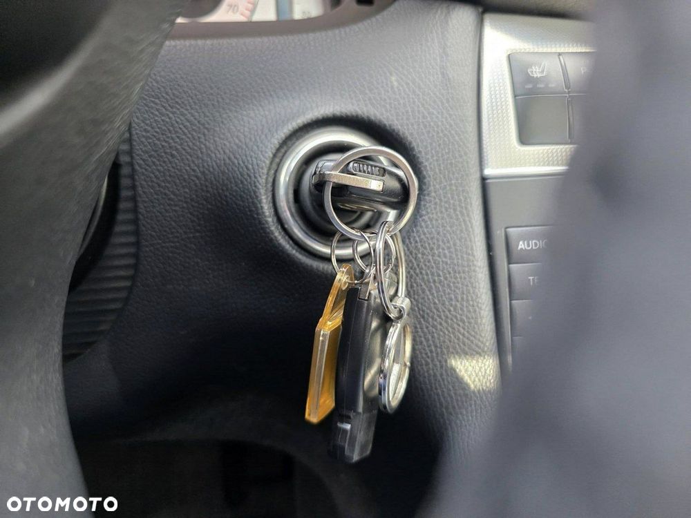 Mercedes-Benz CLK Coupe 200 Kompressor Automatik Avantgarde - 16