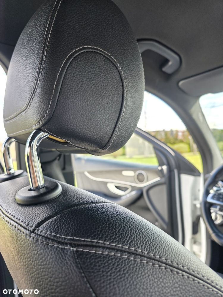 Mercedes-Benz GLC - 26