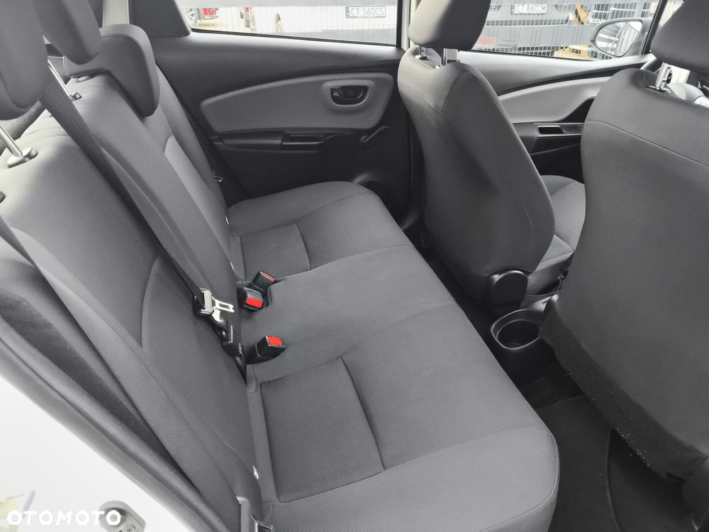 Toyota Yaris - 13